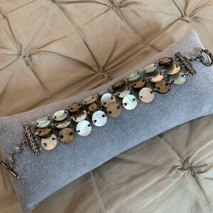 Lia Sophia 7.5” Aloha Mother of Pearl 3 Row Abalone Shell Circles Bracelet